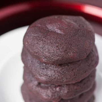 Made without artificial food dye, these incredibly soft and delicious Red Velvet Chocolate Chunk Cookies are made with beet puree and cocoa powder.