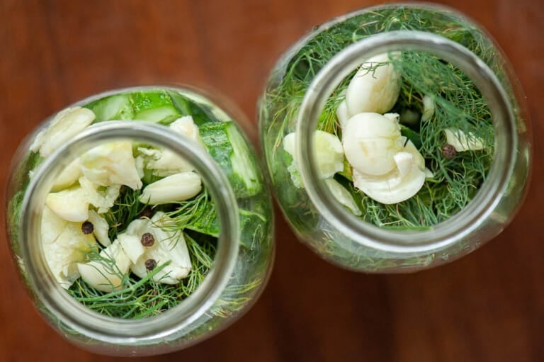 Easy Refrigerator Dill Pickles Self Proclaimed Foodie