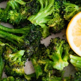How to make Roasted Broccoli with lemon