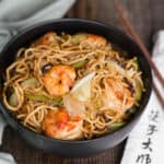 chow mein with shrimp in bowl
