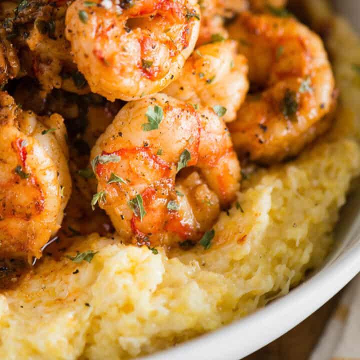 Shrimp and Grits Recipe - Self Proclaimed Foodie