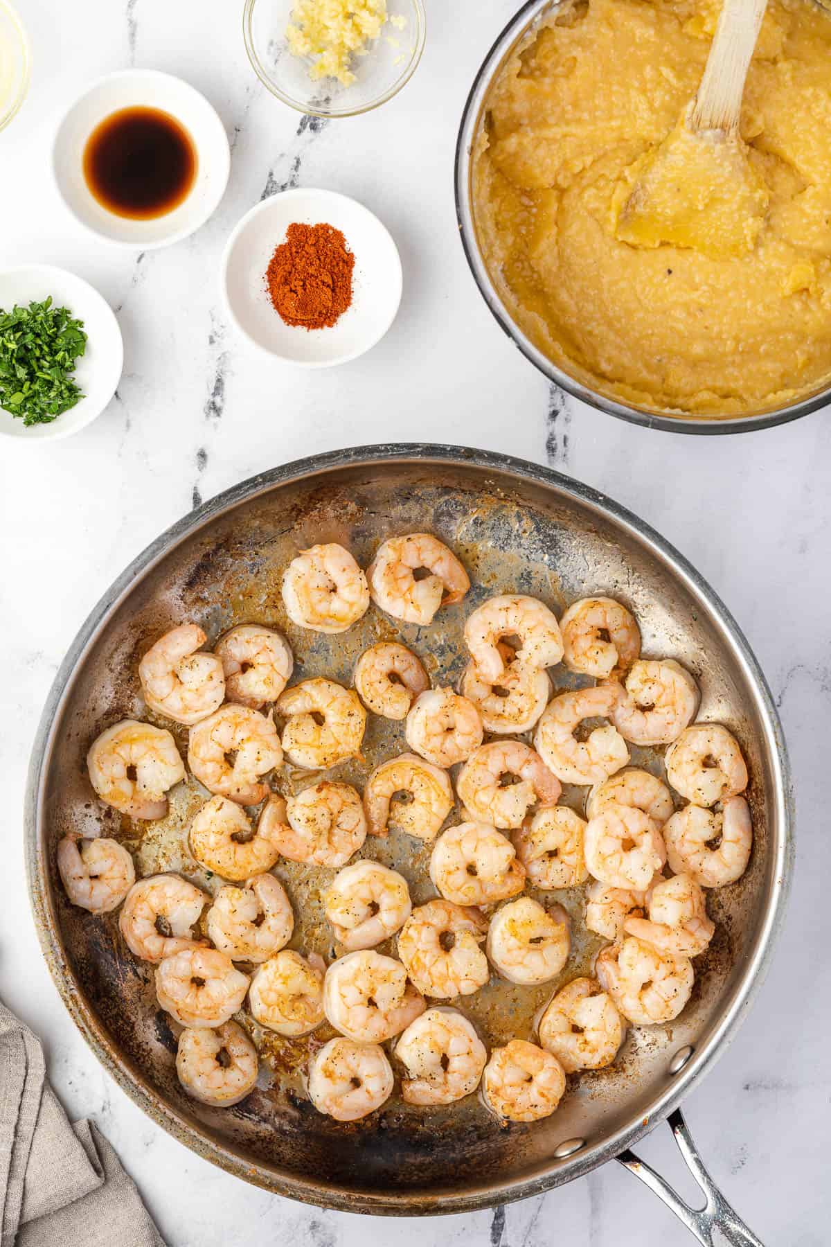 cooking shrimp for Shrimp and Grits recipe