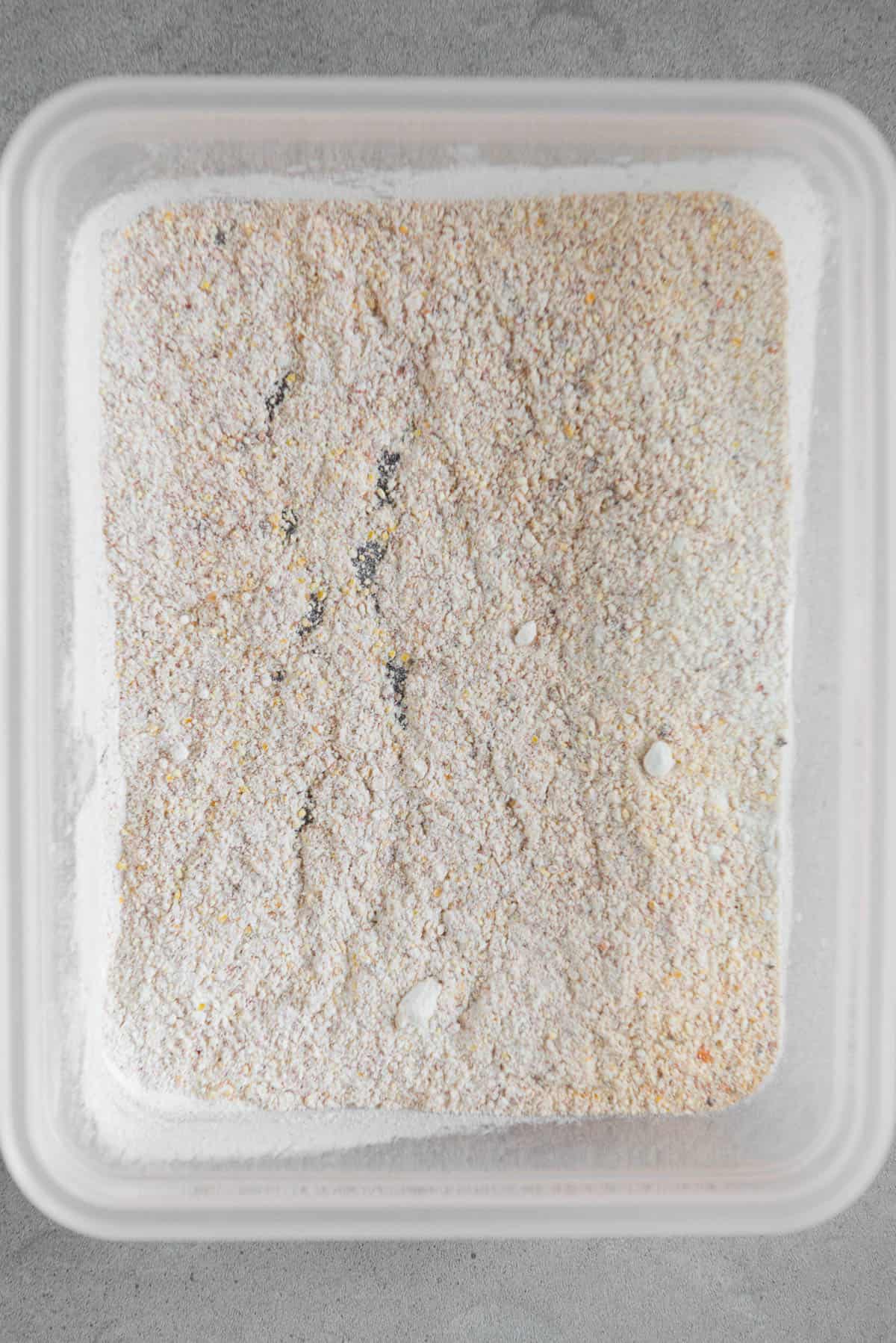 flour and cornmeal mixture