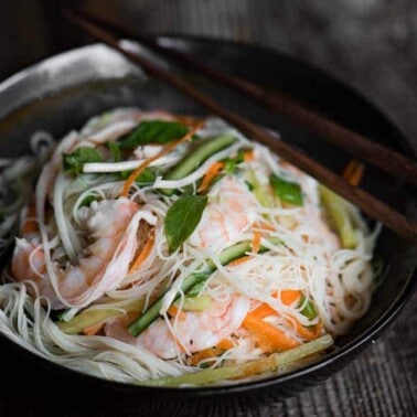 The most delicious Shrimp Vermicelli Salad