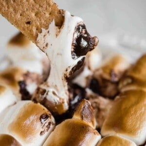 smores dip with graham crackers