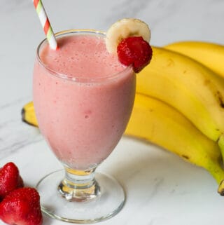 kid friendly Strawberry Banana Smoothie recipe