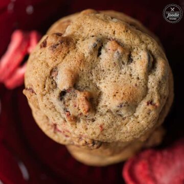 Fewer things go better together than strawberries and chocolate, which is why these chewy Strawberry Chocolate Chip Cookies are the perfect dessert.