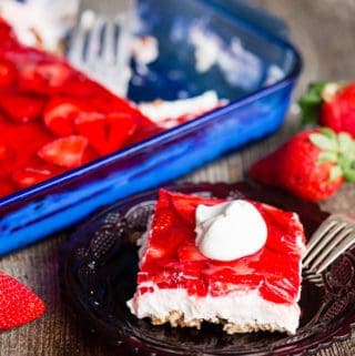 How to make Strawberry Pretzel Salad